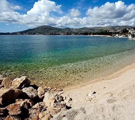 Cozy Place On The Beach Apartment Trogir